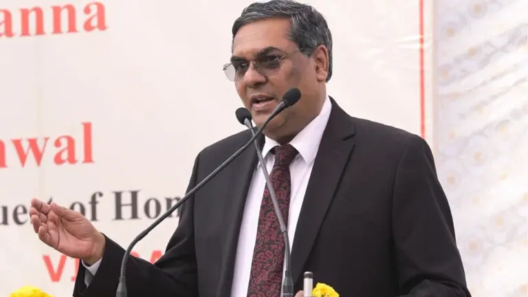 CJI Sanjiv Khanna: सुप्रीम कोर्ट का दिल्ली के कारोबारी को झटका नहीं मिली जमानत, NIA का बड़ा आरोप